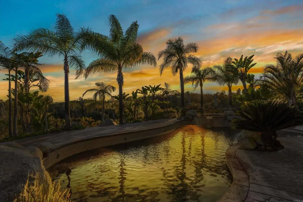 2440 Los Alisos Fallbrook, CA 92028