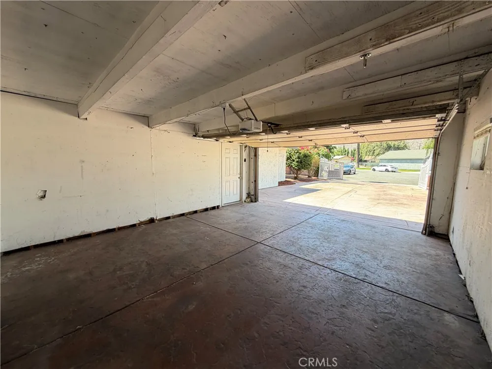 3351 Amhurst Drive Riverside, CA 92503