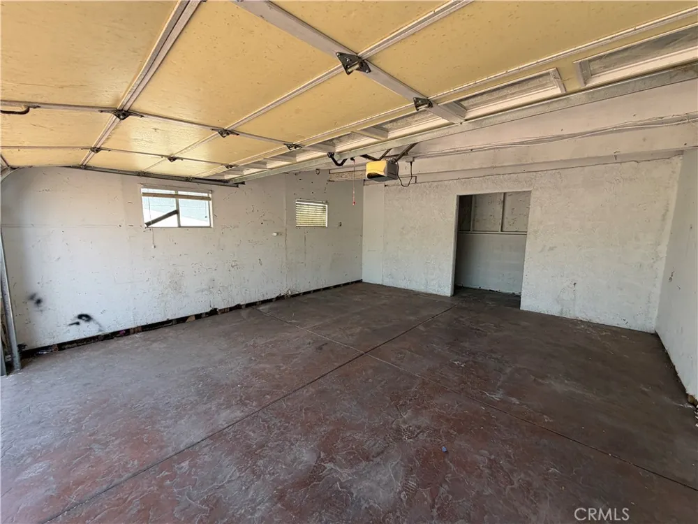 3351 Amhurst Drive Riverside, CA 92503