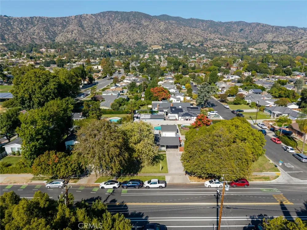 447 W Bennett Avenue Glendora, CA 91741