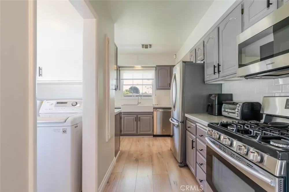 447 W Bennett Avenue Glendora, CA 91741