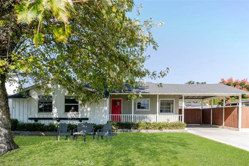 447 W Bennett Avenue Glendora, CA 91741