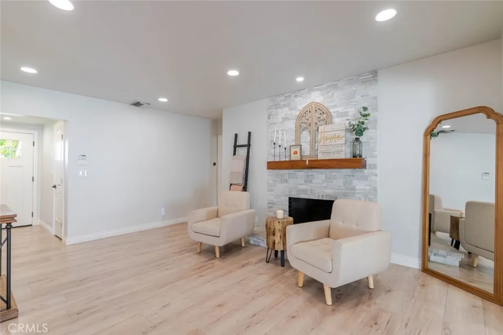 447 W Bennett Avenue Glendora, CA 91741
