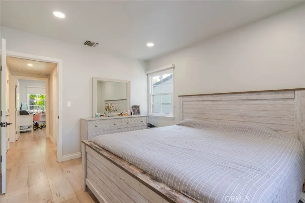 447 W Bennett Avenue Glendora, CA 91741