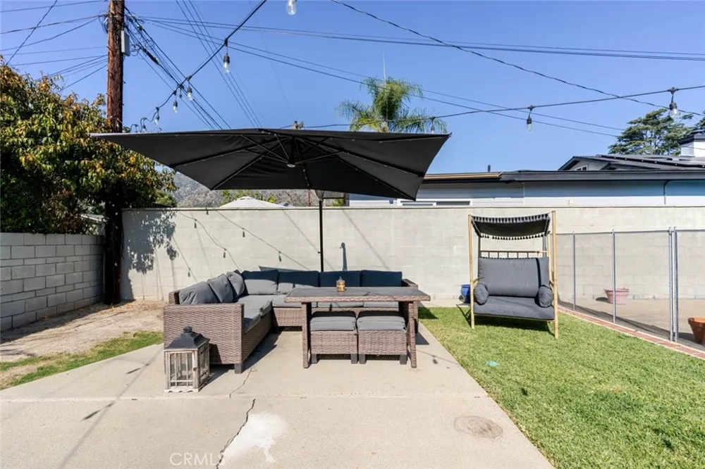 447 W Bennett Avenue Glendora, CA 91741