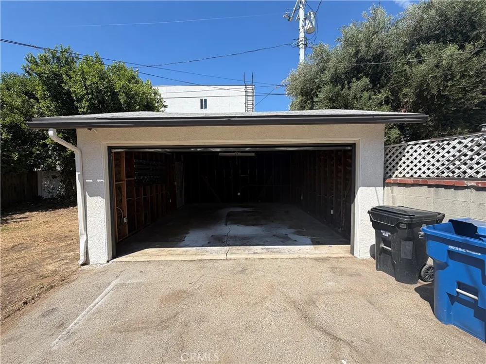 6939 Murietta Avenue Van Nuys, CA 91405
