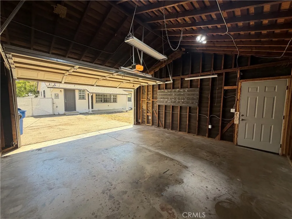 6939 Murietta Avenue Van Nuys, CA 91405
