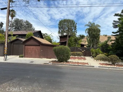 6050 Hayes