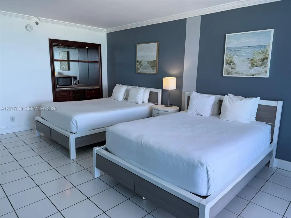 5445 Collins Ave #729 Miami Beach, FL 33140