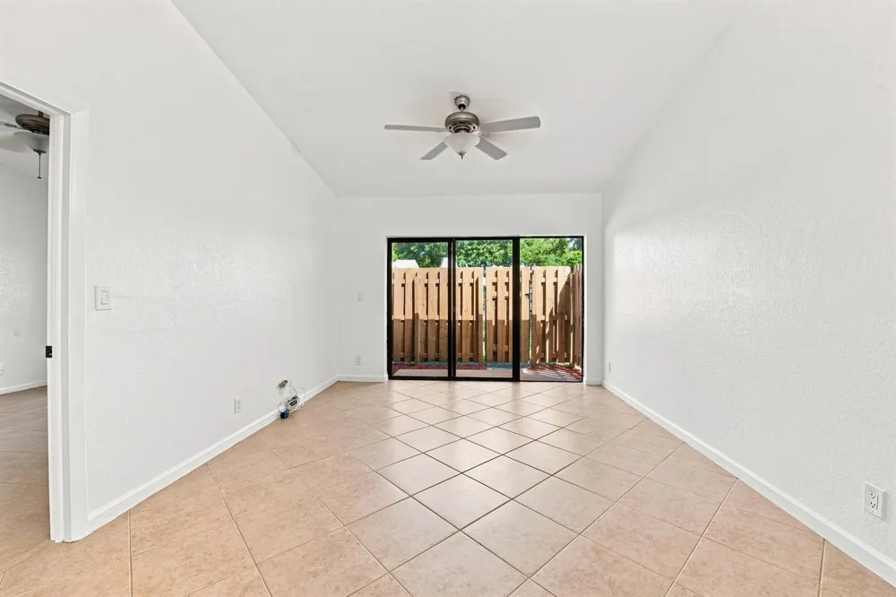 2267 NW 37th Avenue Coconut Creek, FL 33066