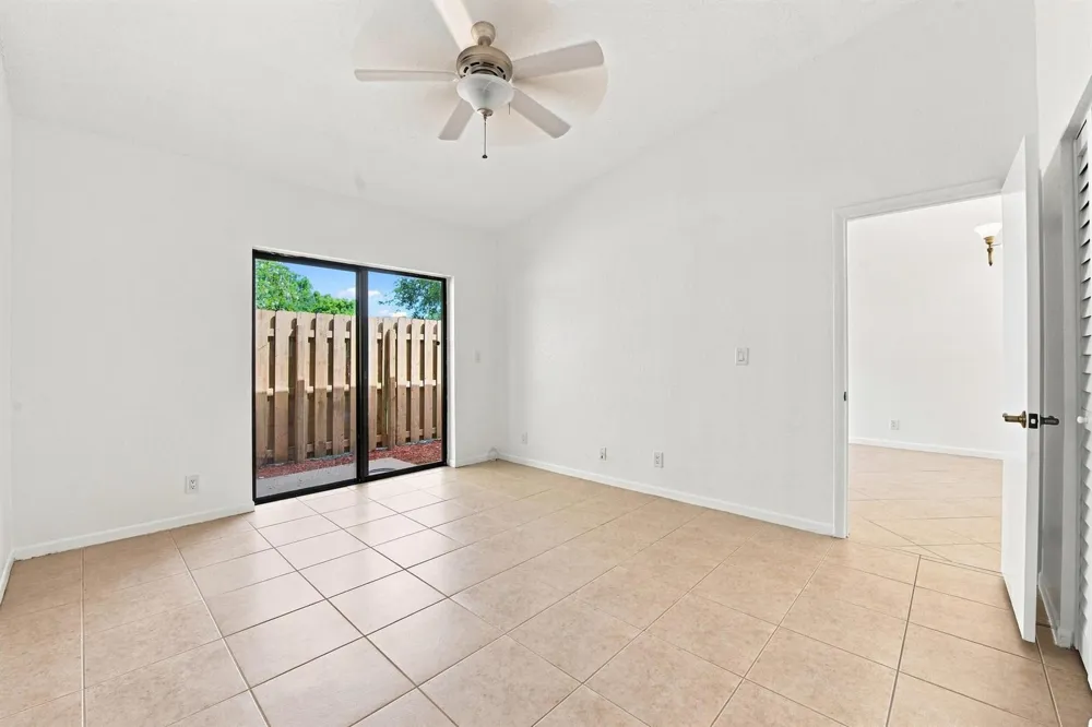 2267 NW 37th Avenue Coconut Creek, FL 33066