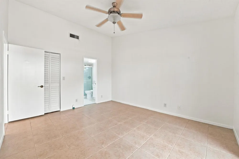 2267 NW 37th Avenue Coconut Creek, FL 33066