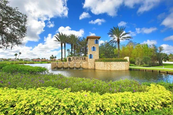 230 Tresana Boulevard #62 Jupiter, FL 33478