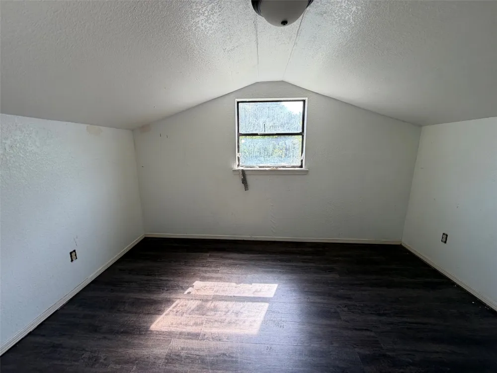505 Avalon Vian, OK 74962