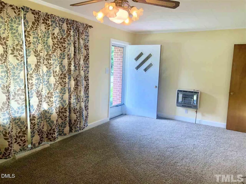 5217 U.s. 70 Mebane, NC 27302