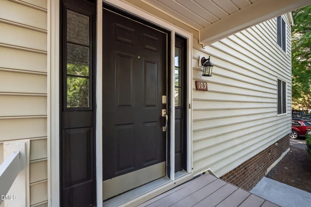 109 Sully Court Chapel Hill, NC 27514