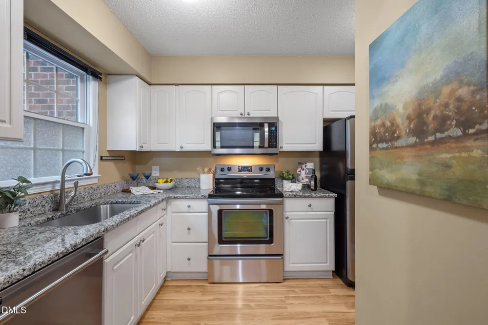 109 Sully Court Chapel Hill, NC 27514