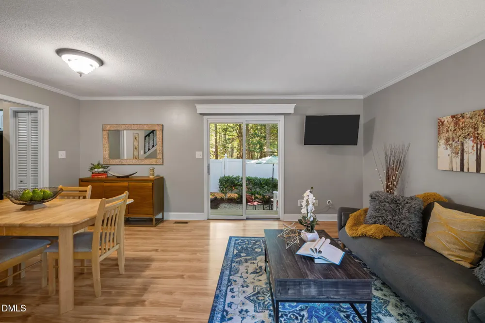 109 Sully Court Chapel Hill, NC 27514