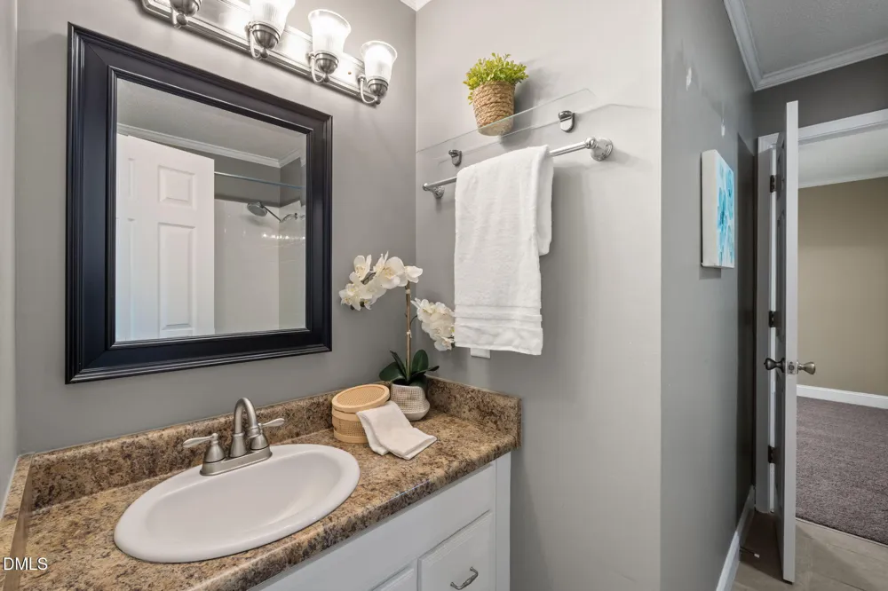 109 Sully Court Chapel Hill, NC 27514