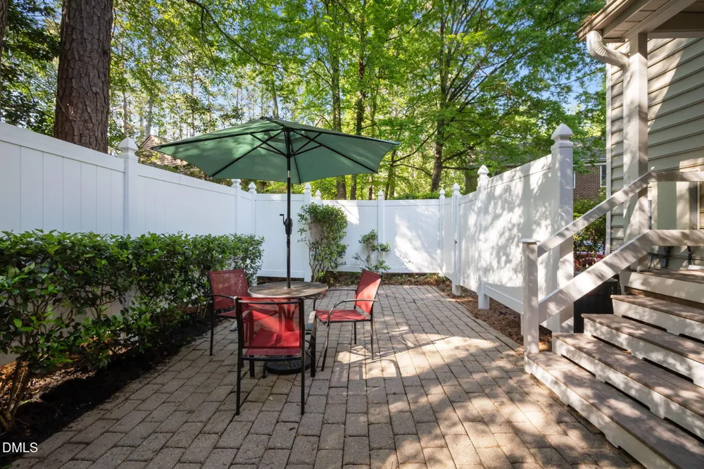109 Sully Court Chapel Hill, NC 27514