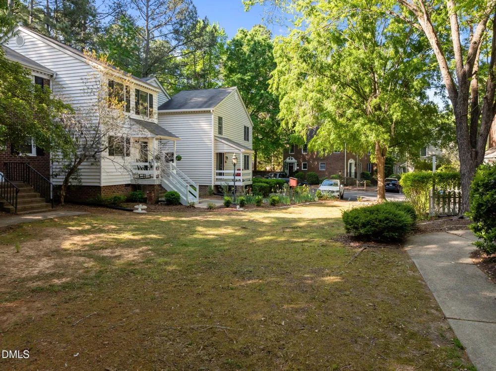 109 Sully Court Chapel Hill, NC 27514