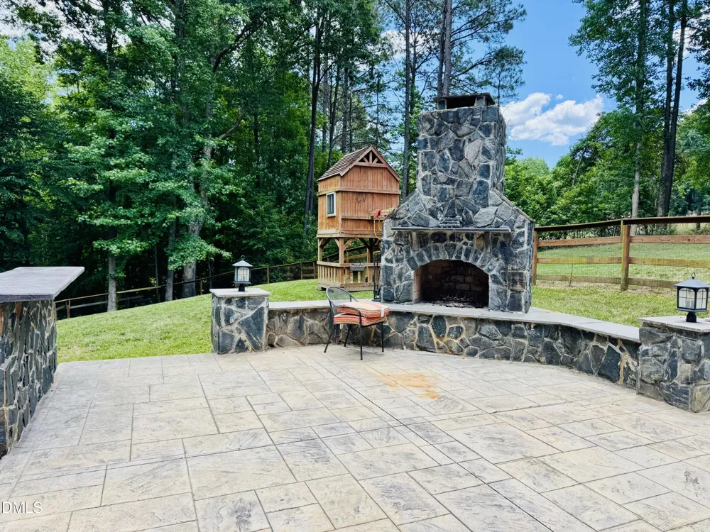 3658 Pleasants Ridge Drive Wake Forest, NC 27587