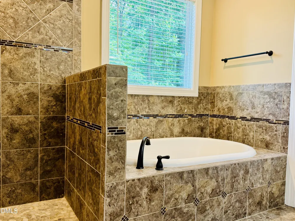 3658 Pleasants Ridge Drive Wake Forest, NC 27587