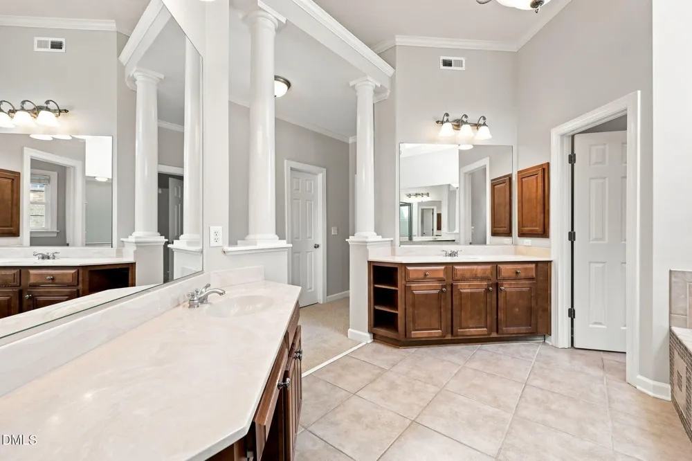 3025 Olde Weatherstone Way Cary, NC 27513