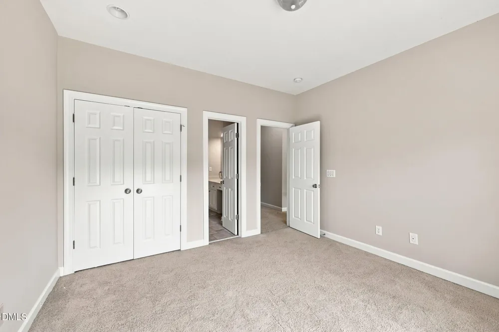3025 Olde Weatherstone Way Cary, NC 27513