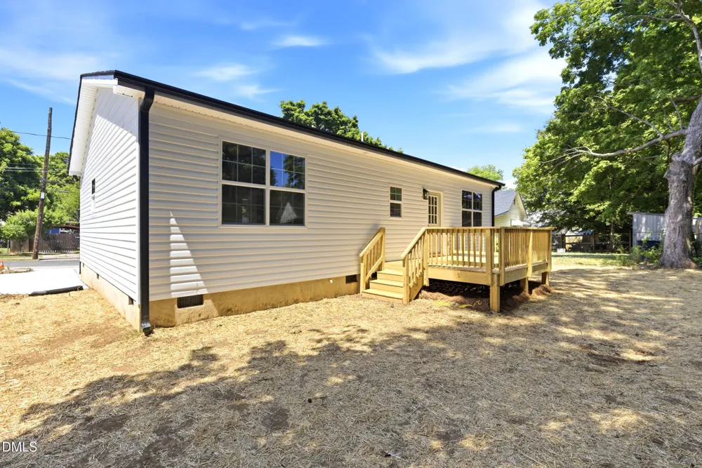 924 E Davis Street Burlington, NC 27215
