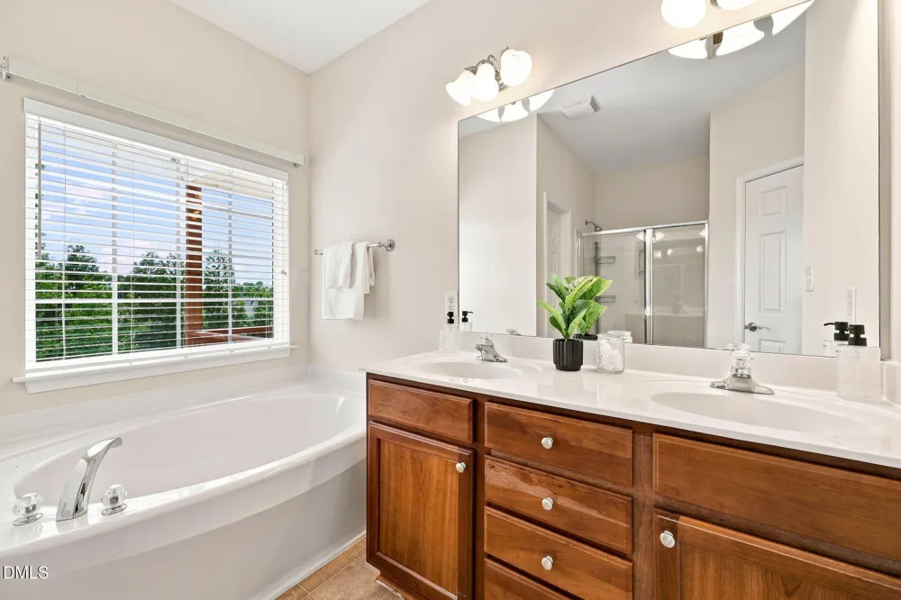 101 Butterbiggins Lane Apex, NC 27539