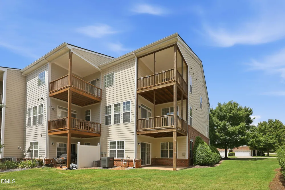 101 Butterbiggins Lane Apex, NC 27539
