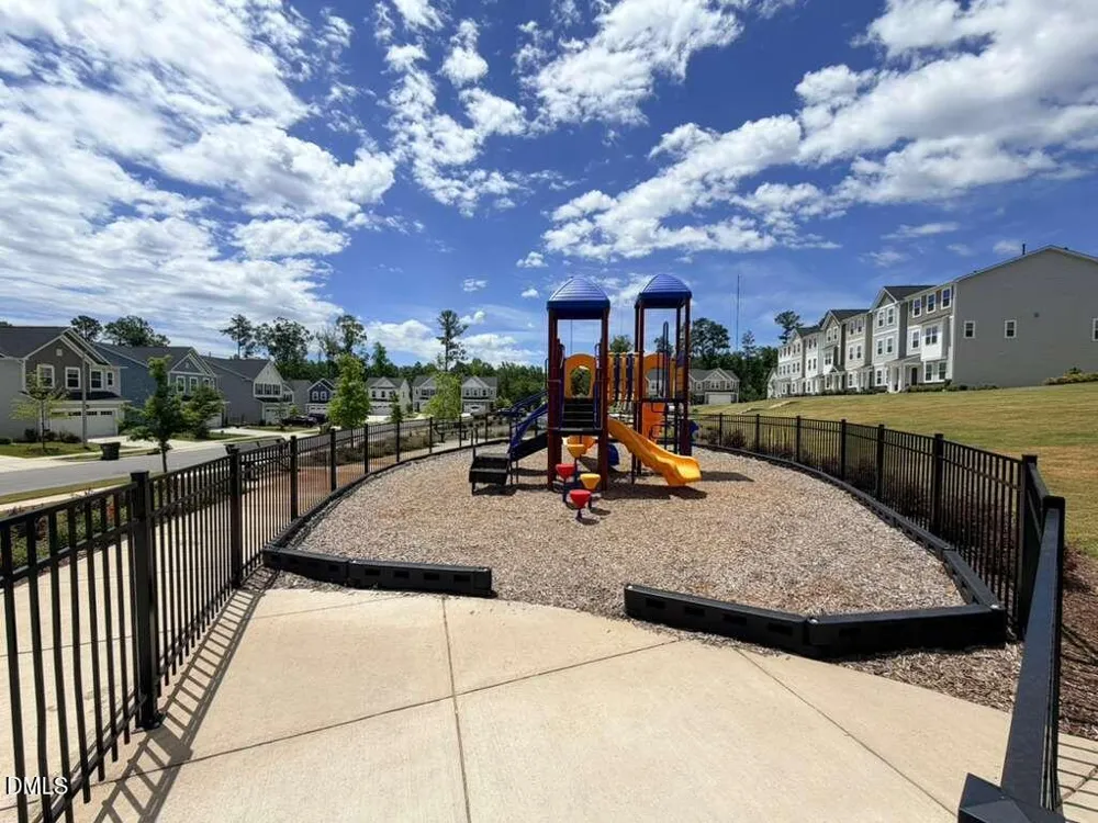 319 Aster Bloom Lane Raleigh, NC 27610