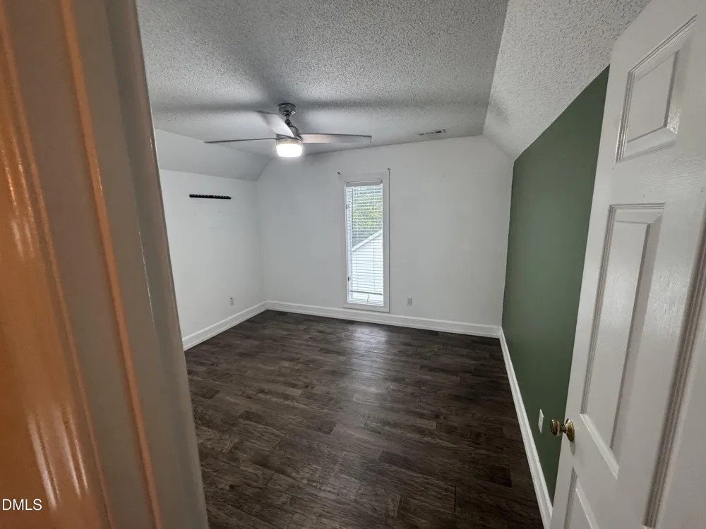 3220 Meeting Place Greenville, NC 27858