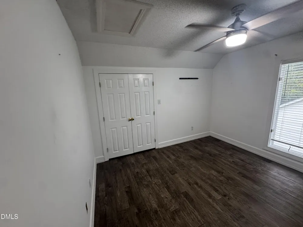 3220 Meeting Place Greenville, NC 27858