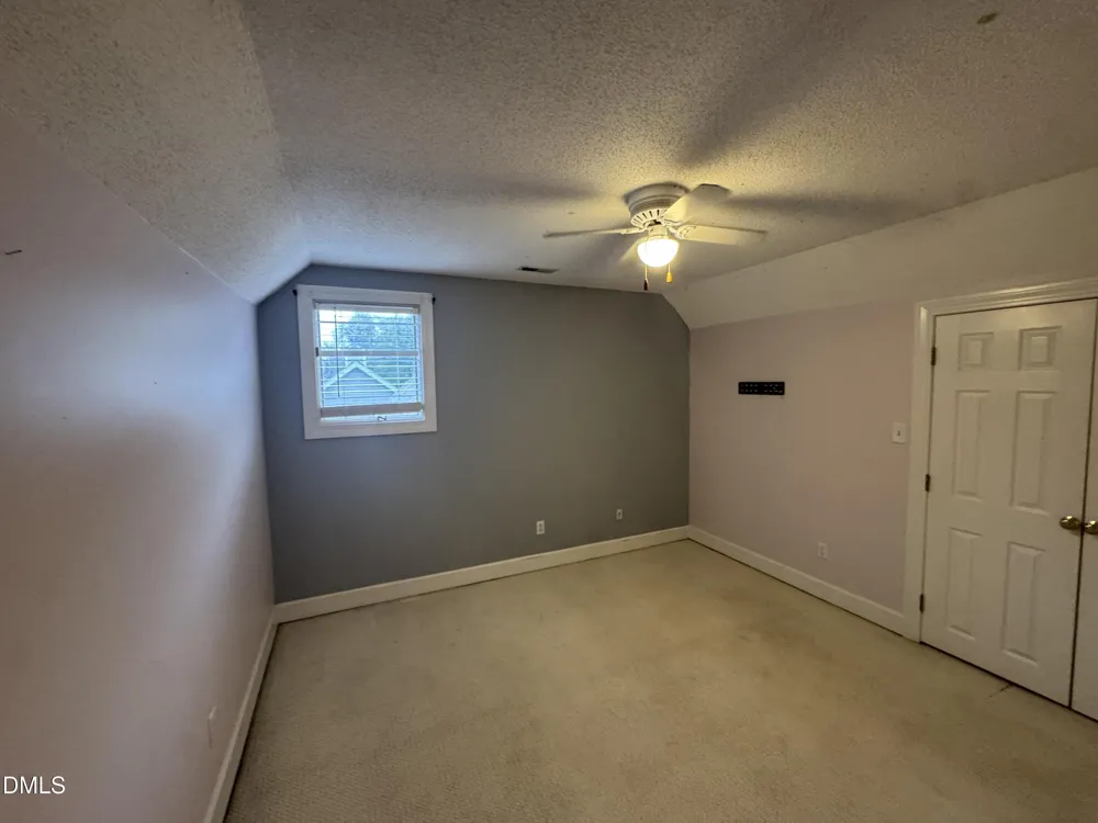 3220 Meeting Place Greenville, NC 27858
