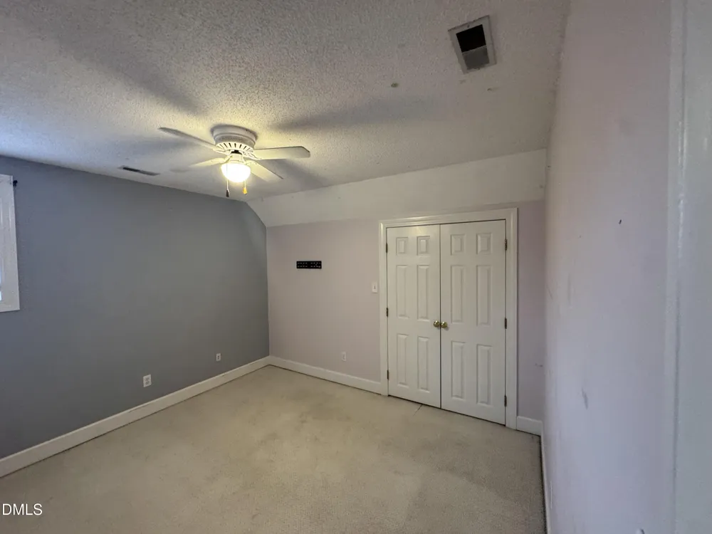 3220 Meeting Place Greenville, NC 27858