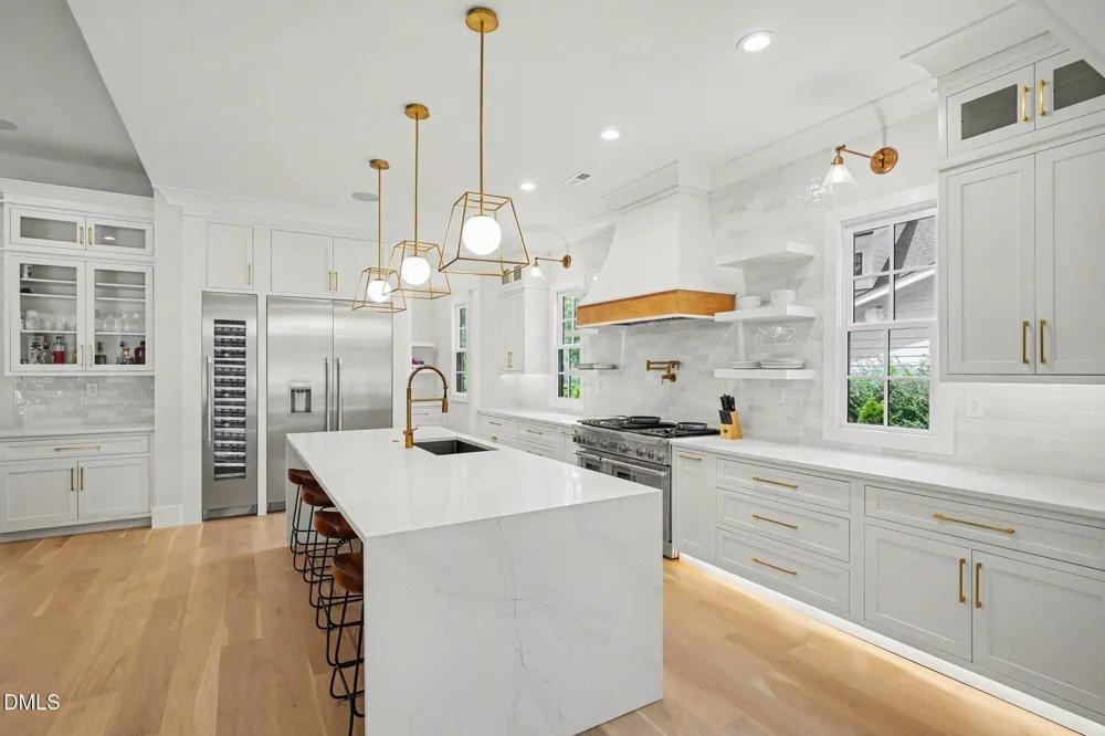 712 Hamilton Road Raleigh, NC 27604