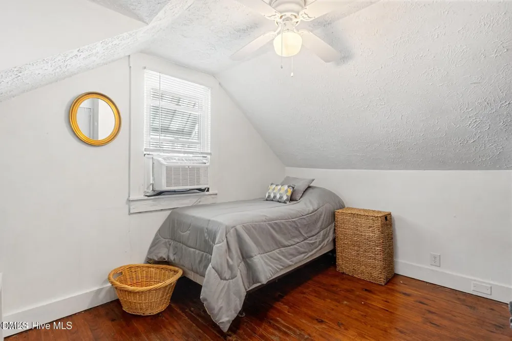 806 S 16th Street Wilmington, NC 28401