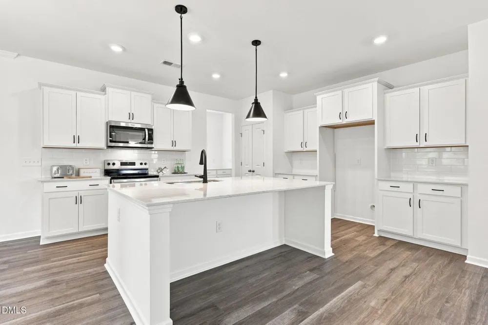 272 White Azalea Way Benson, NC 27504