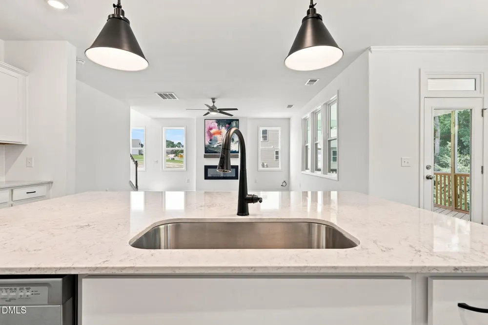 272 White Azalea Way Benson, NC 27504