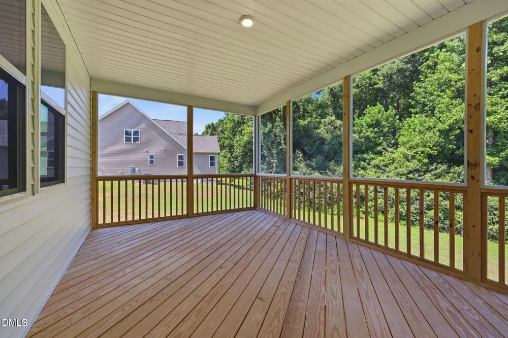 272 White Azalea Way Benson, NC 27504