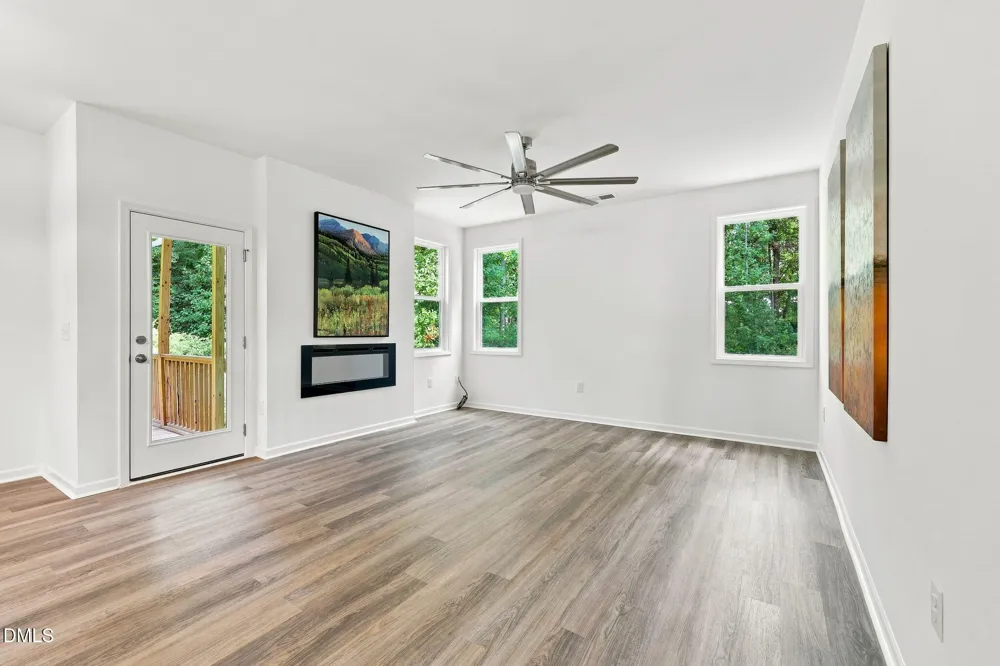 236 White Azalea Way Benson, NC 27504