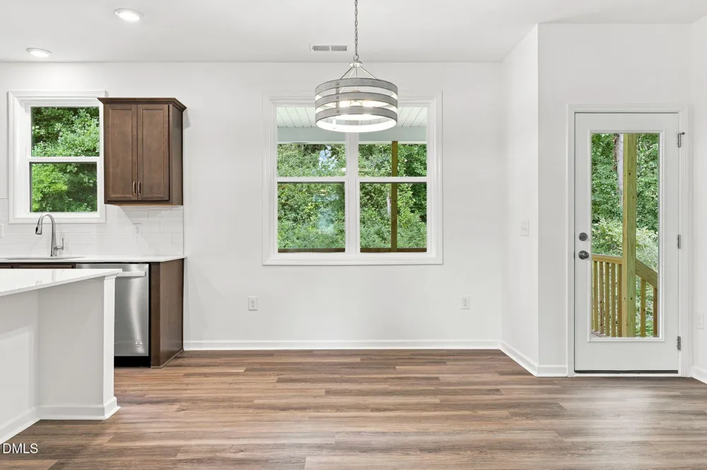 236 White Azalea Way Benson, NC 27504