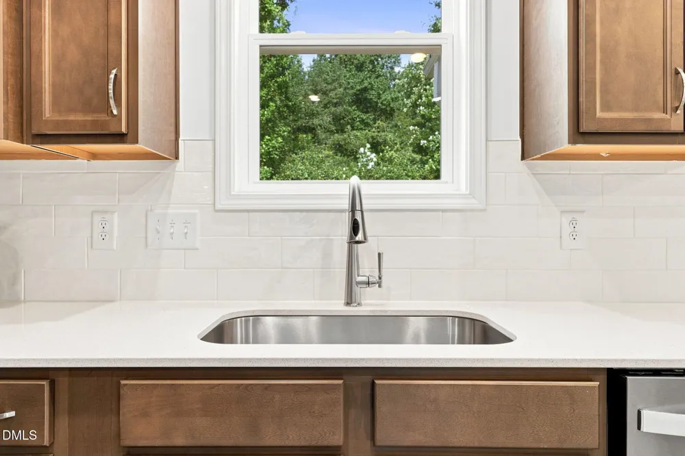 236 White Azalea Way Benson, NC 27504