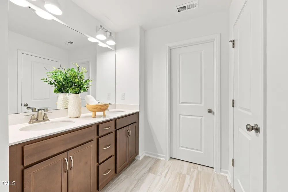 236 White Azalea Way Benson, NC 27504