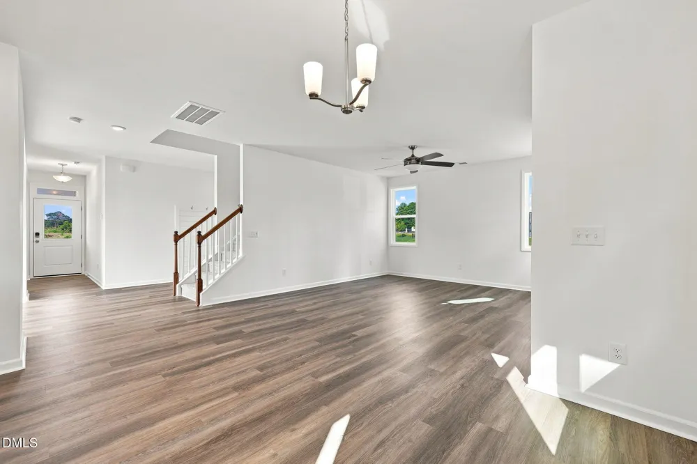 69 White Azalea Way Benson, NC 27504