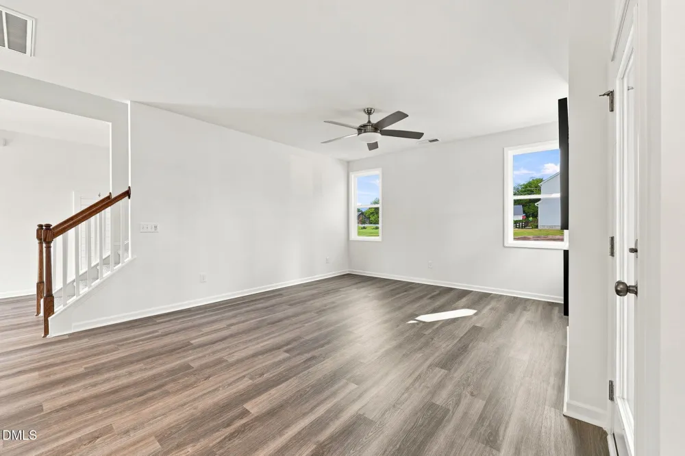 69 White Azalea Way Benson, NC 27504