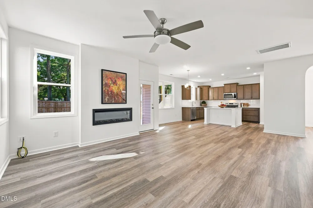 69 White Azalea Way Benson, NC 27504