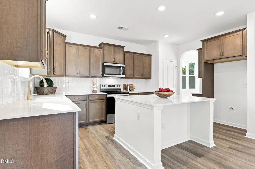 69 White Azalea Way Benson, NC 27504
